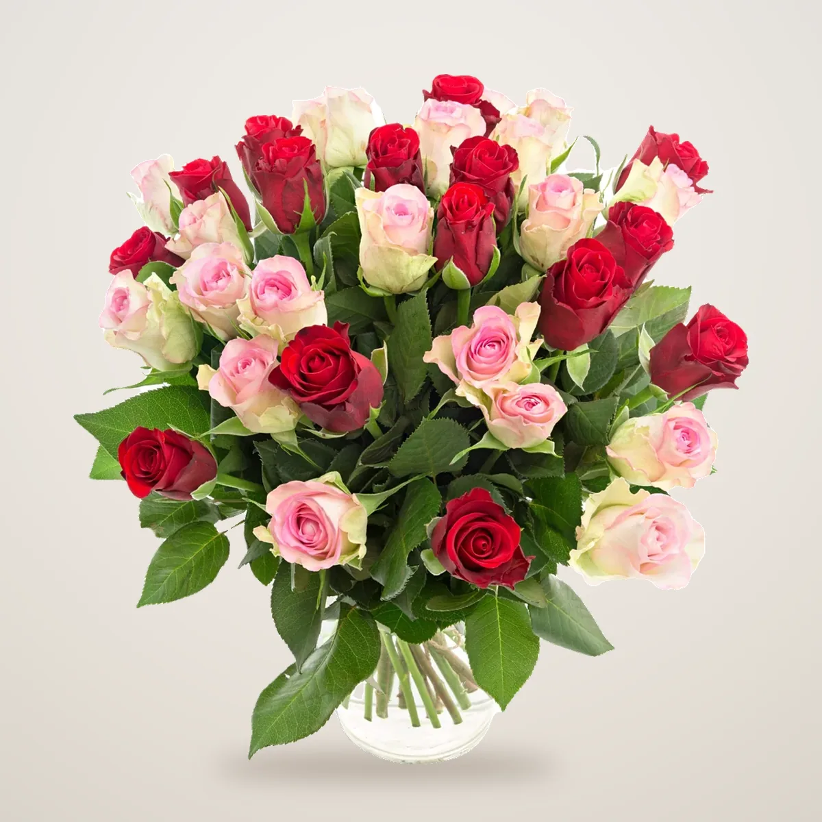 Velvet and Rose - flowers delivered in Dubai | 800petals